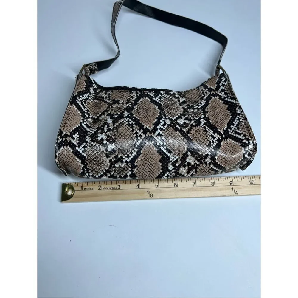 HOBO BAG WITH PYTHON EFFECT AND ZIPPER in Faux Leather